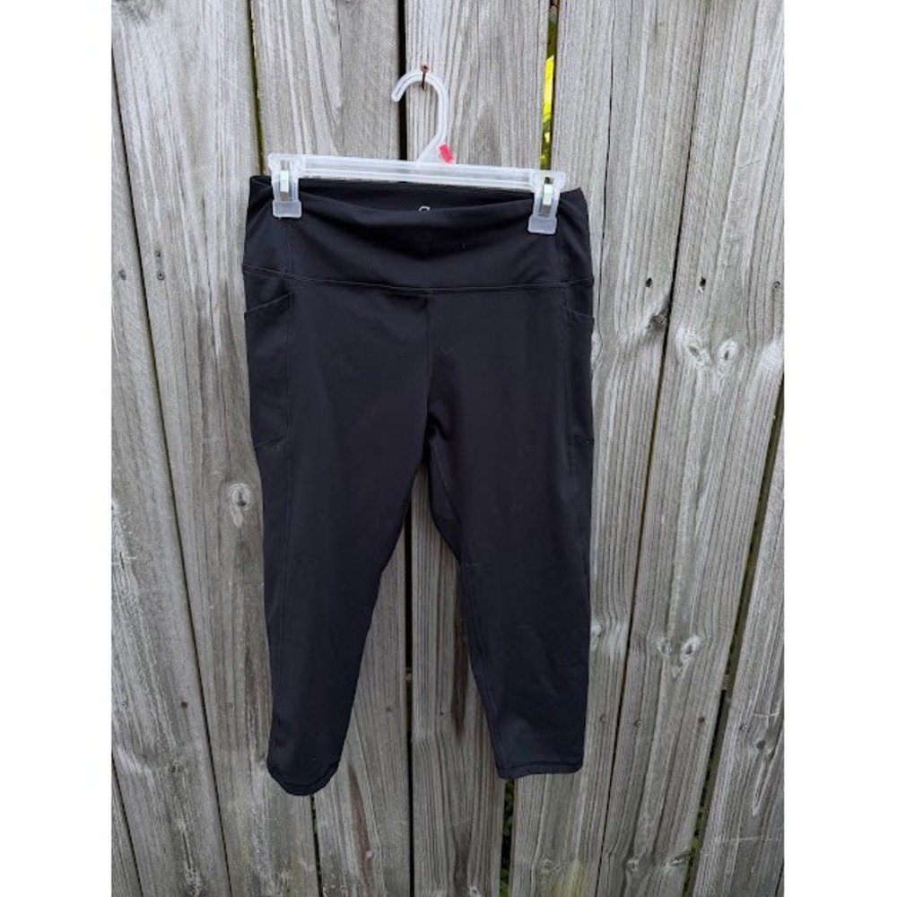 Athleisure Yoga Gym GapFit Leggings L Black Cropped Side Pocket Activewear